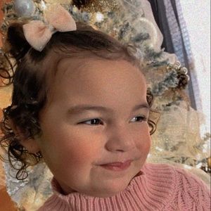 Meet your Posher, Adriana